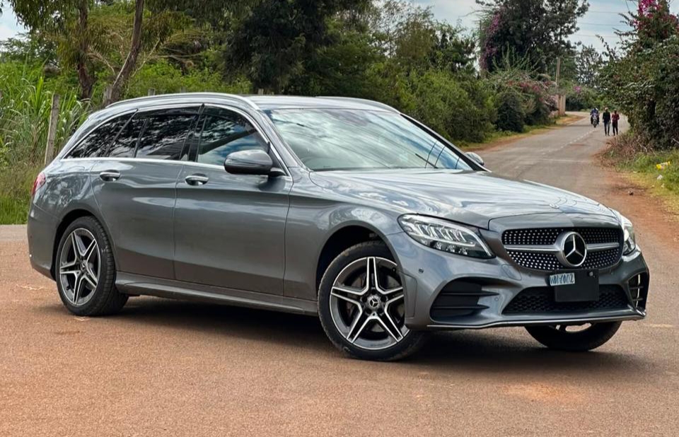 2019 Mercedes-Benz C 180